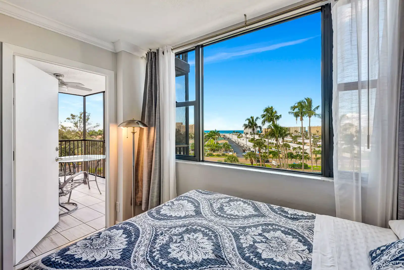 Luxury Bayside Condo – Pool, Tennis & Marina