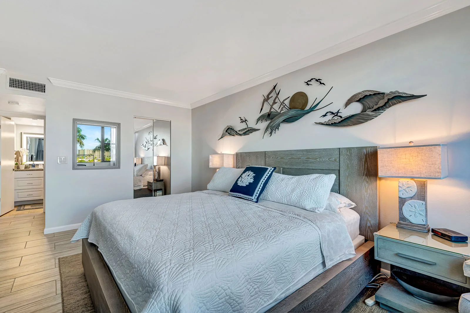 Luxury Bayside Condo – Pool, Tennis & Marina