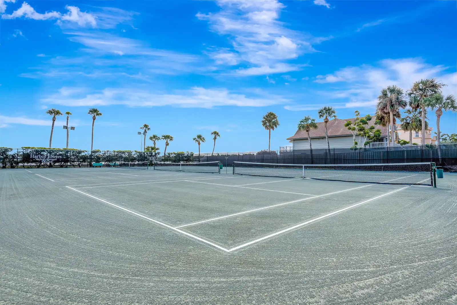 Luxury Bayside Condo – Pool, Tennis & Marina