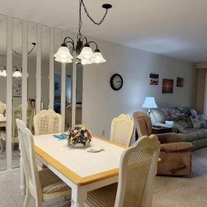 Forest Park – 2BR with Pool, Tennis & Clubhouse
