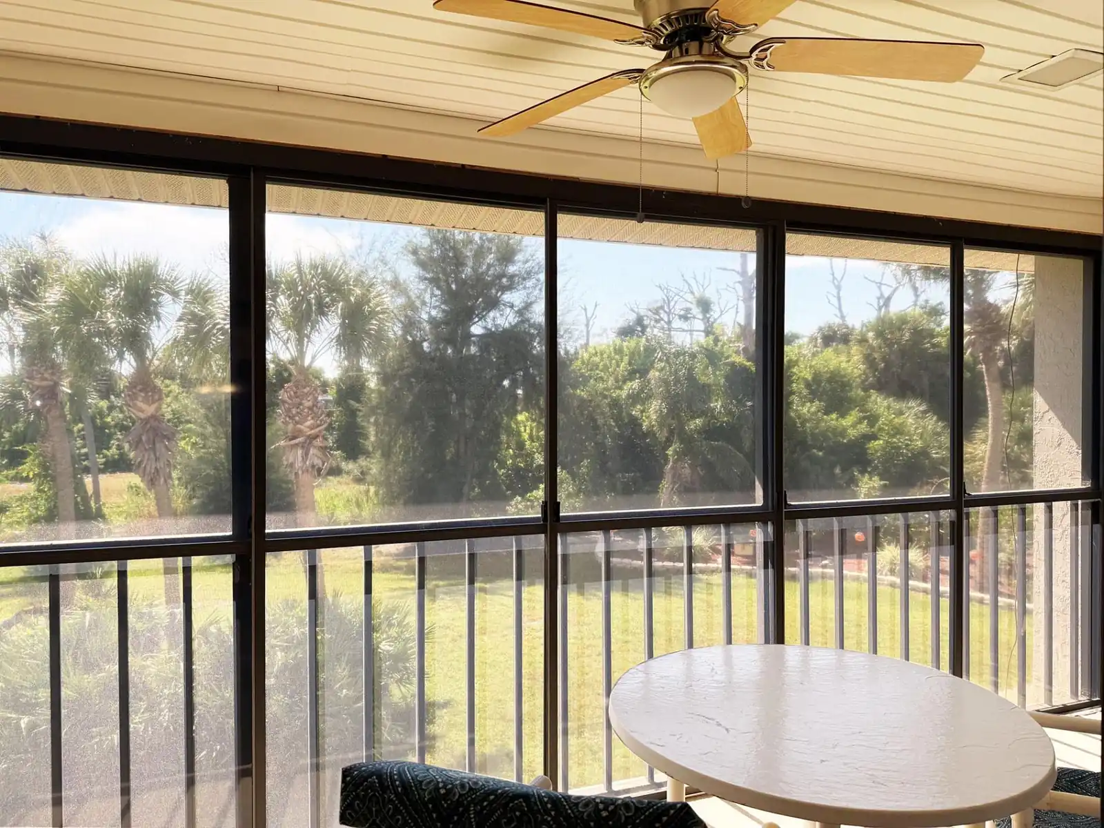 Forest Park – 2BR with Pool, Tennis & Clubhouse