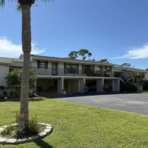 Forest Park – 2BR with Pool, Tennis & Clubhouse