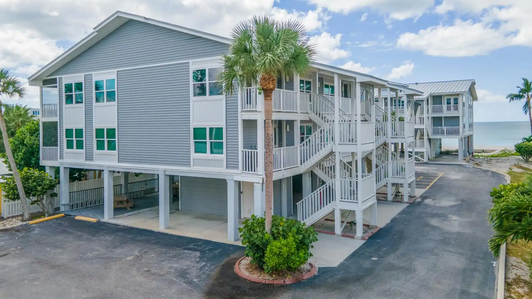 Gulf Sands – 3BR Steps to Pool & Private Beach