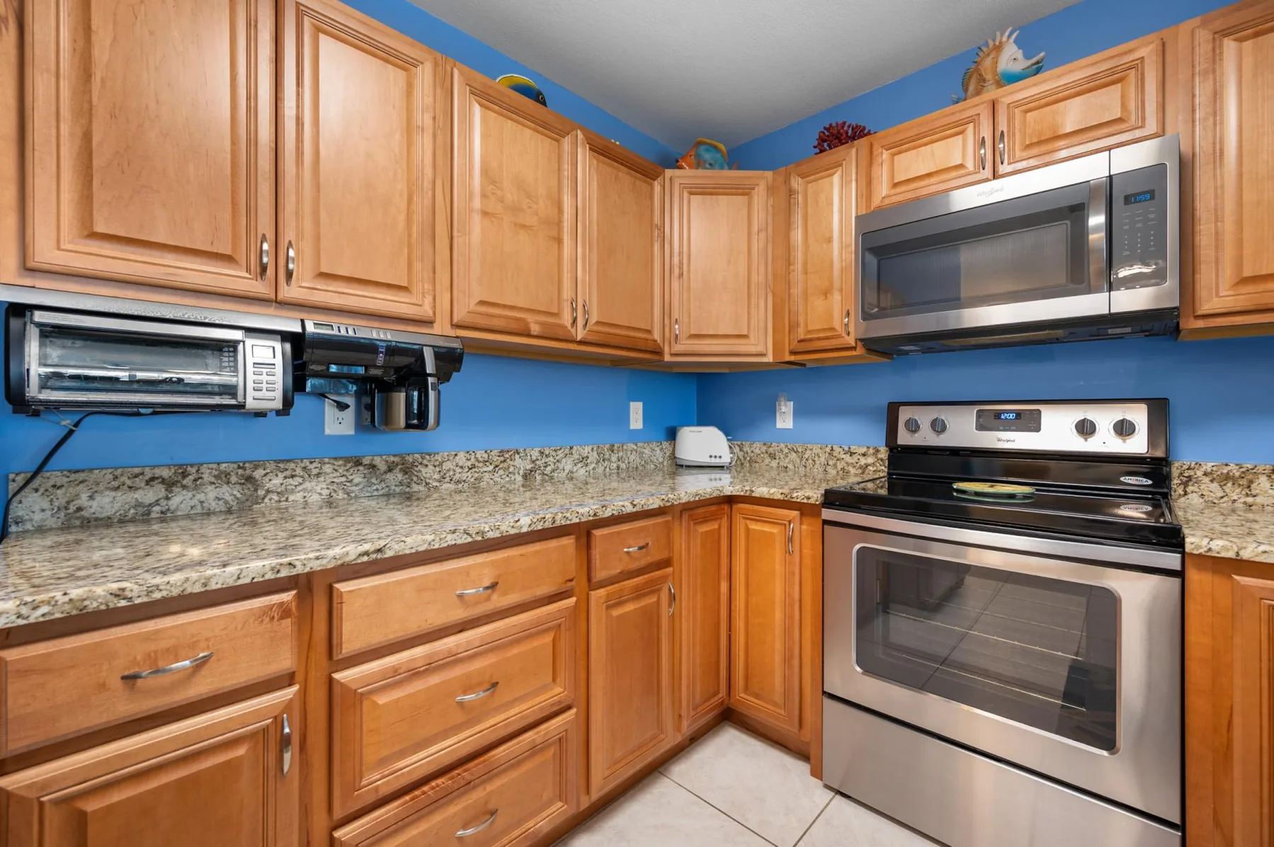 Gulf Sands – 3BR Steps to Pool & Private Beach