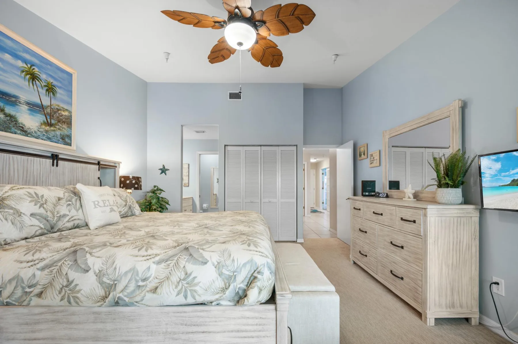 Gulf Sands – 3BR Steps to Pool & Private Beach