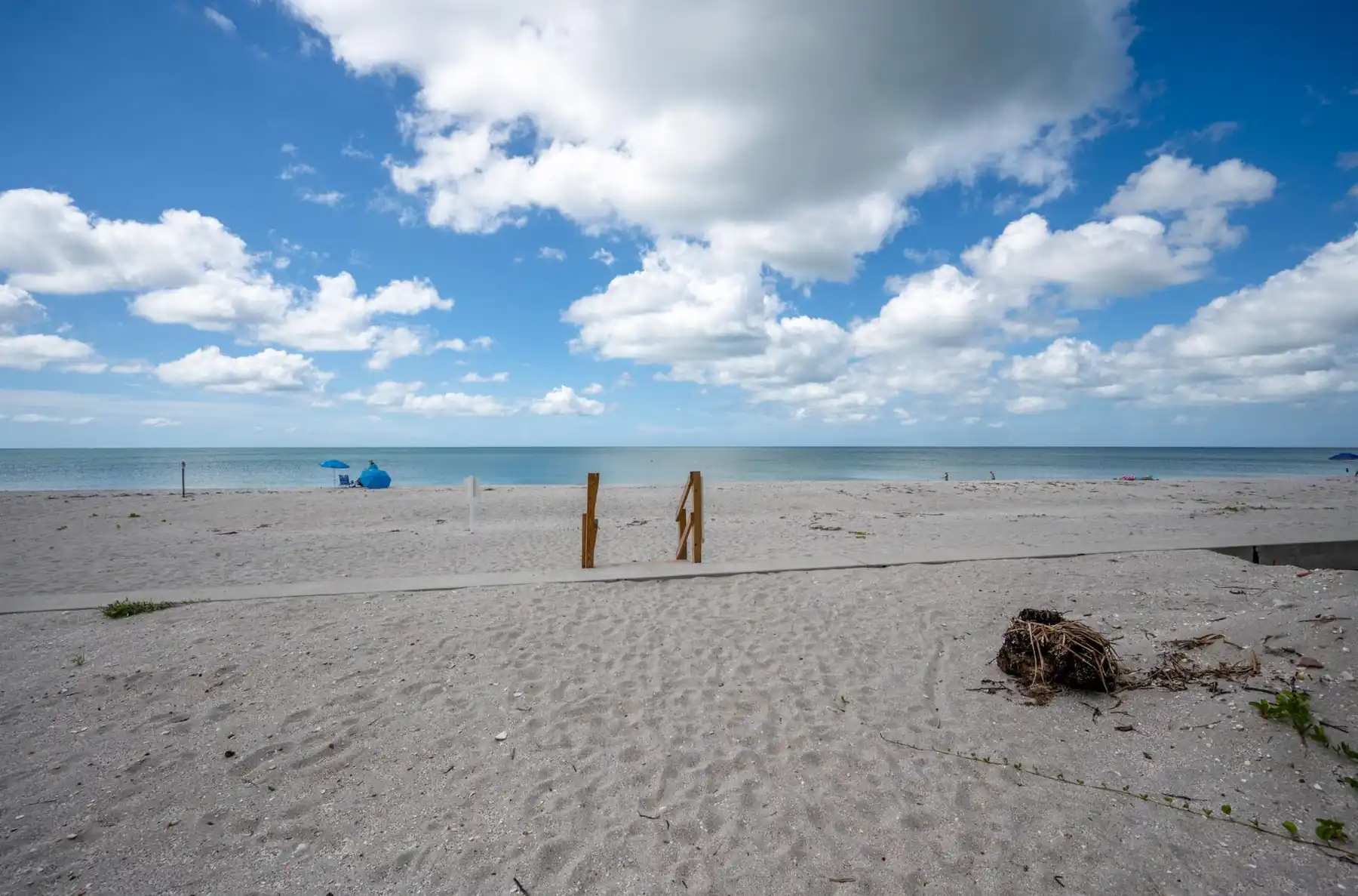 Gulf Sands – 3BR Steps to Pool & Private Beach