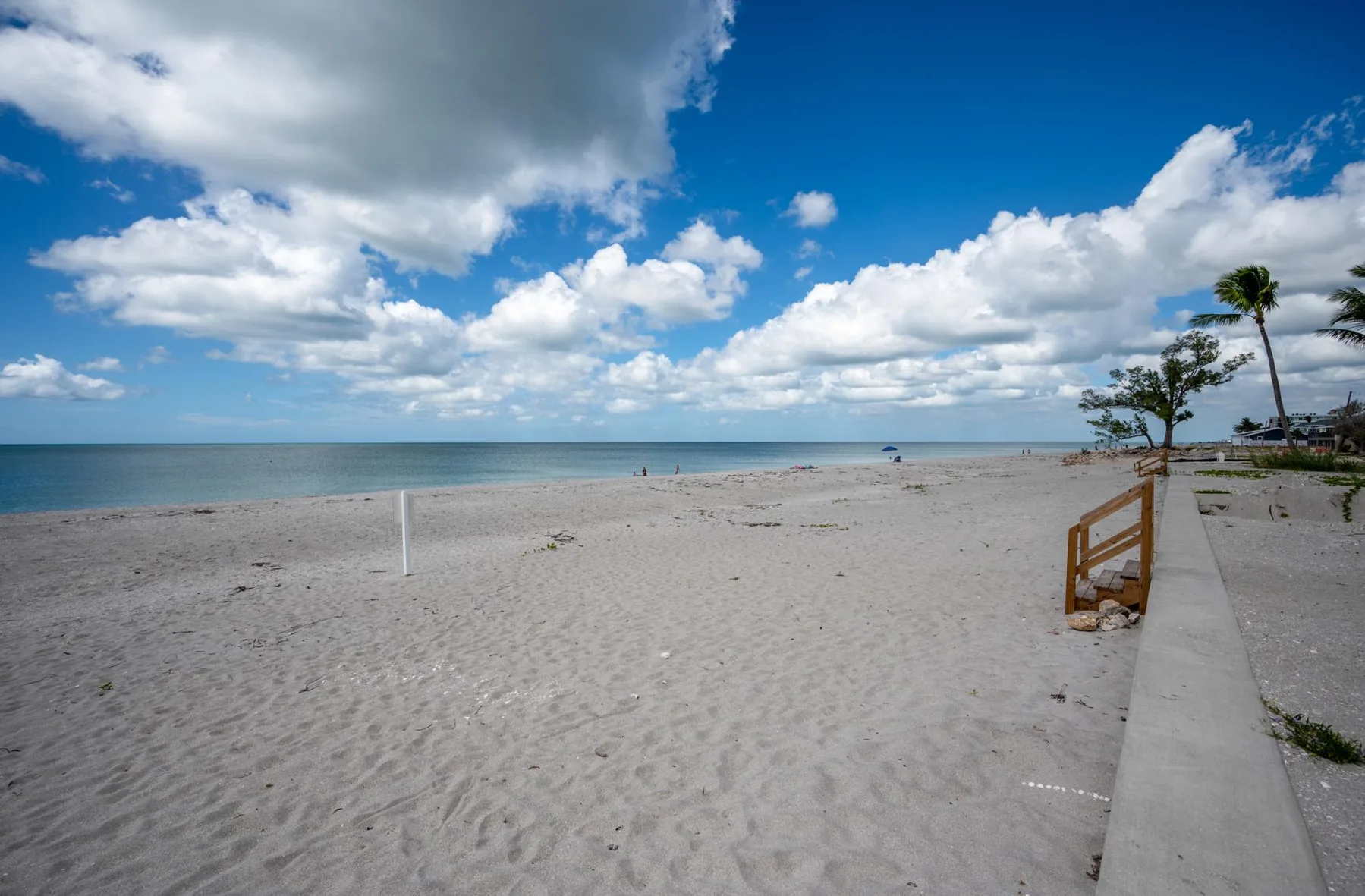 Gulf Sands – 3BR Steps to Pool & Private Beach