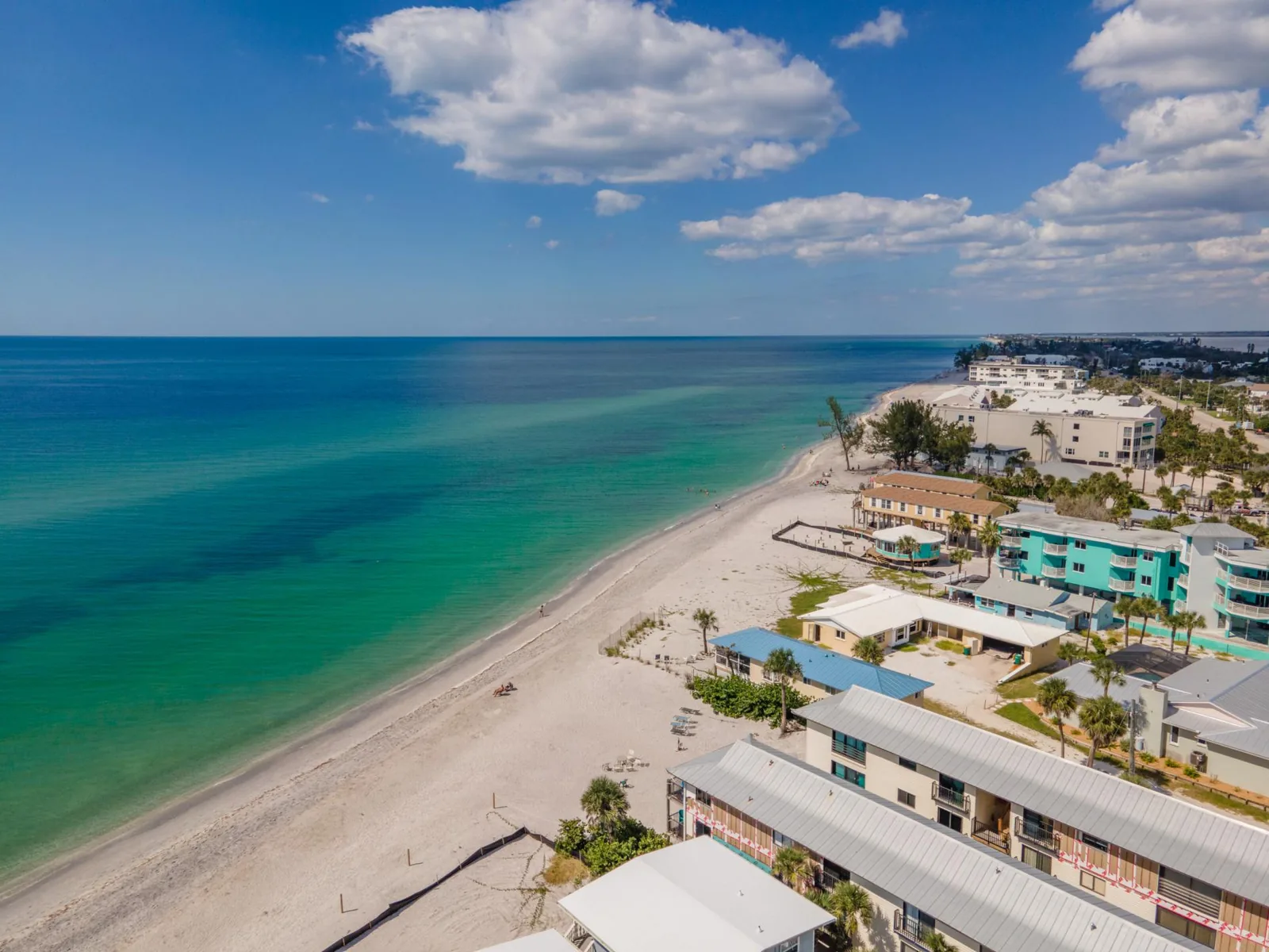 Sunburst Haven – Dock, Pool & Gulf Sands