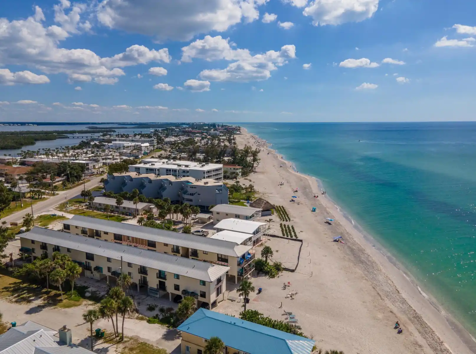 Sunburst Haven – Dock, Pool & Gulf Sands