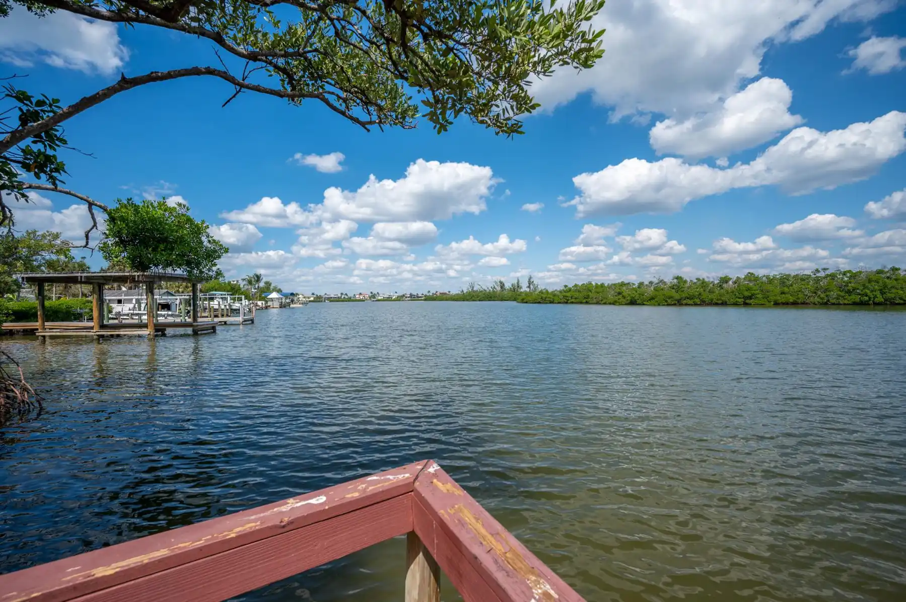 Sunburst Haven – Dock, Pool & Gulf Sands