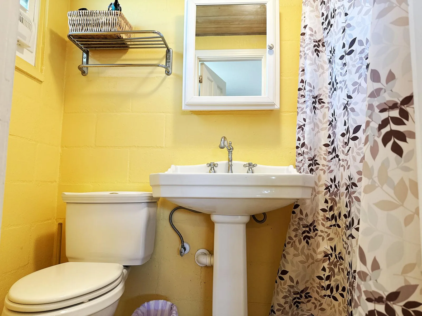 Englewood Escape – Pet Friendly + Heated Pool