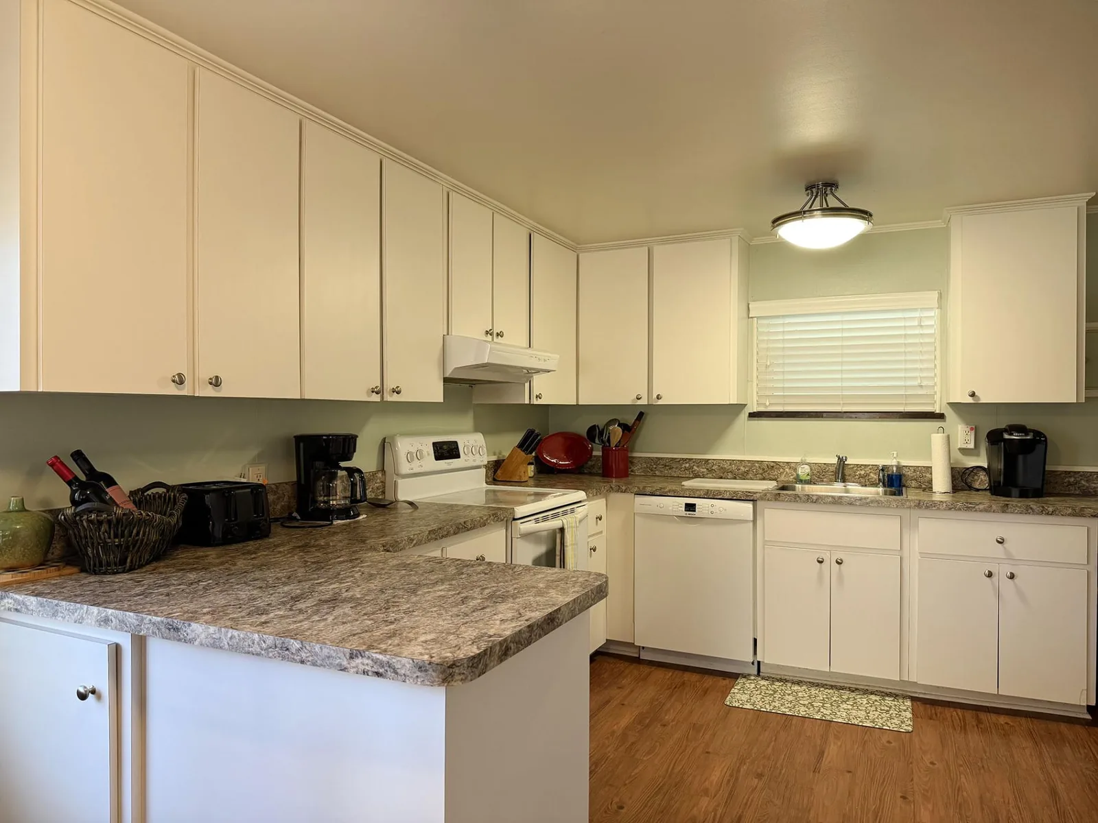 Englewood Escape – Pet Friendly + Heated Pool