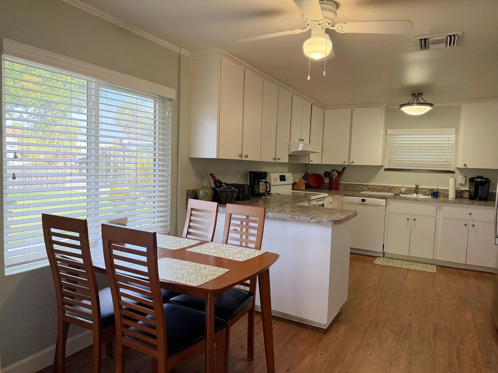 Englewood Escape – Pet Friendly + Heated Pool