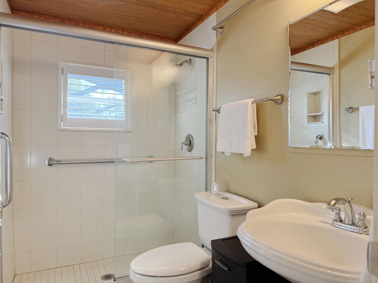 Englewood Escape – Pet Friendly + Heated Pool