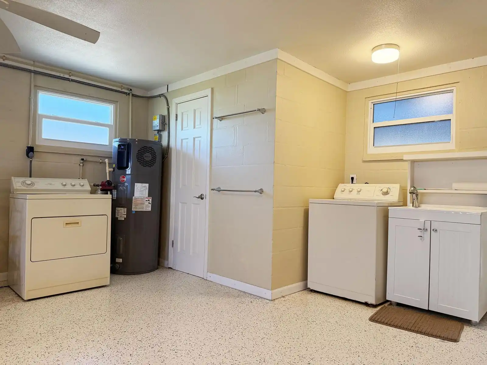 Englewood Escape – Pet Friendly + Heated Pool