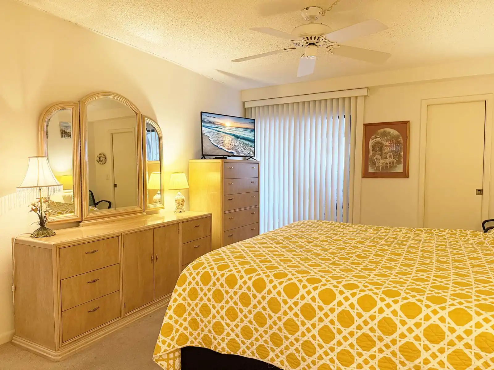 Sandpiper Key – Pool, Balcony & Beach Walks