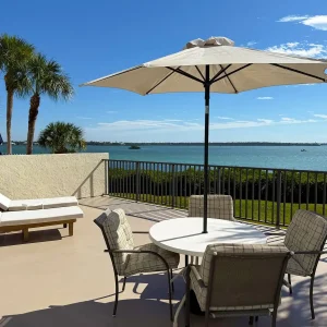 Sandpiper Key – Pool, Balcony & Beach Walks