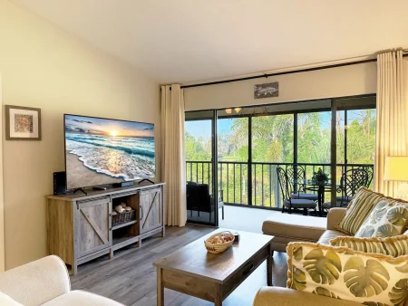 Forest Park – Pool, Tennis & Coastal Charm
