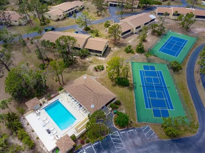 Forest Park – Pool, Tennis & Coastal Charm