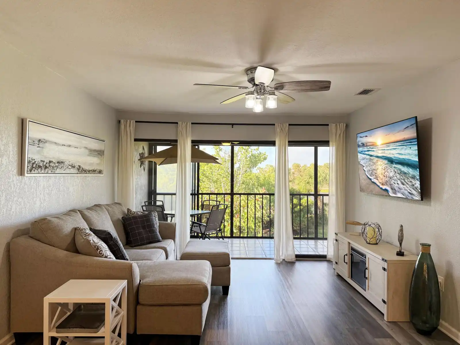 Forest Park – 2BR Pool, Clubhouse & Beaches
