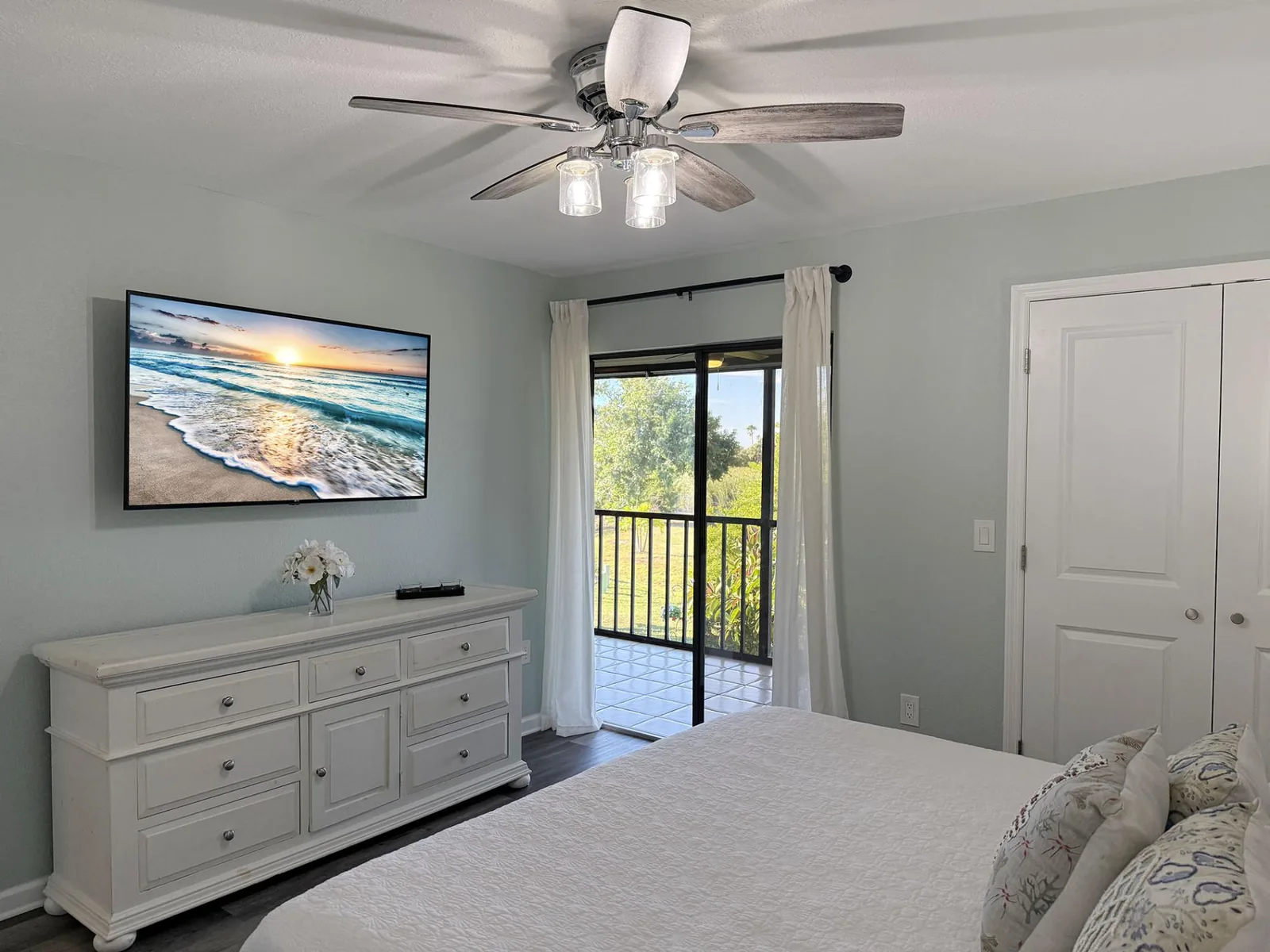 Forest Park – 2BR Pool, Clubhouse & Beaches