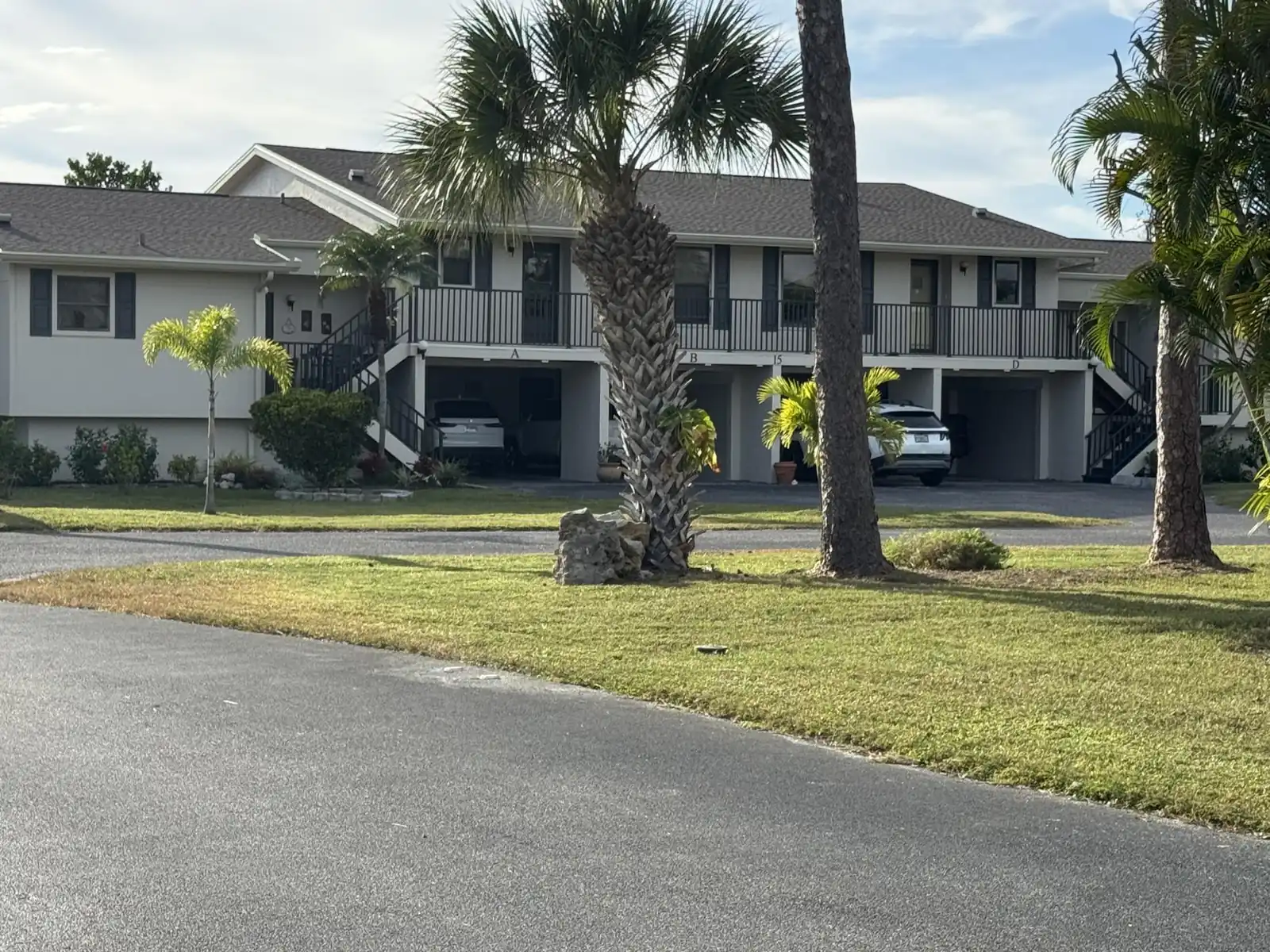 Forest Park – 2BR Pool, Clubhouse & Beaches