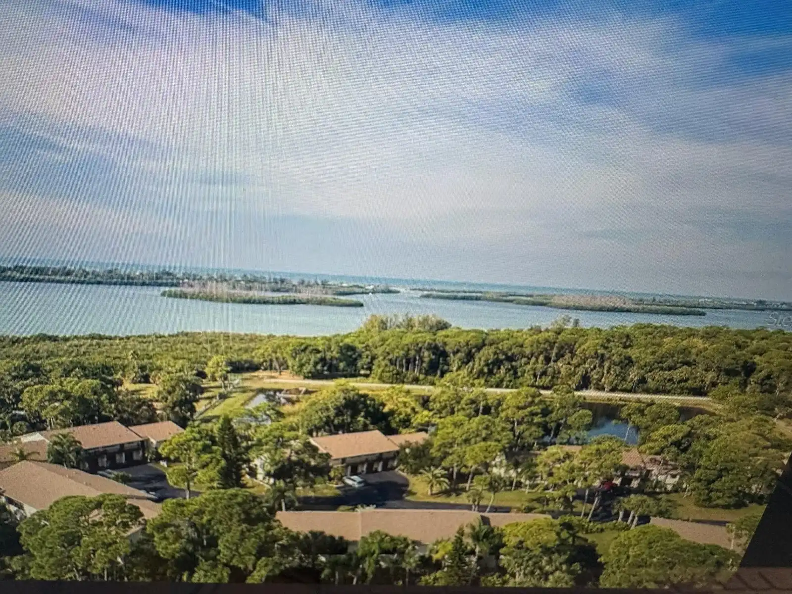 Forest Park – 2BR Pool, Clubhouse & Beaches