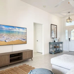Pet-Friendly 3BR – Relax & Explore Beaches & Golf