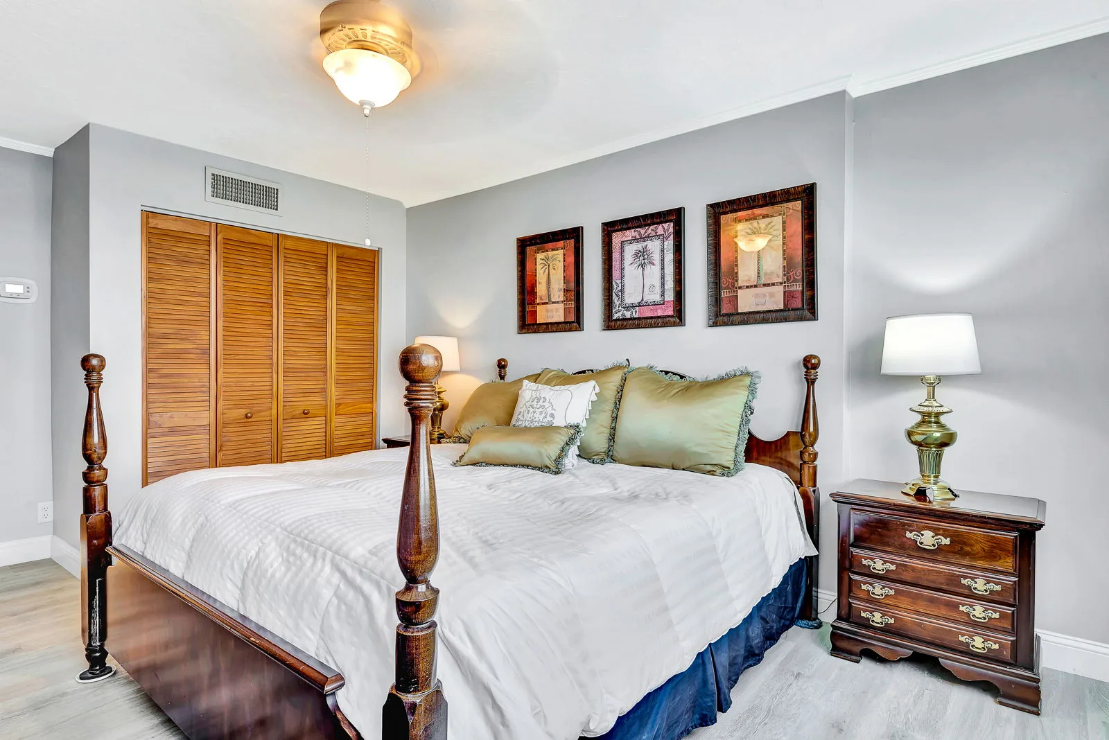 Harbor Towers – Bayfront Luxury with Pool & Tennis