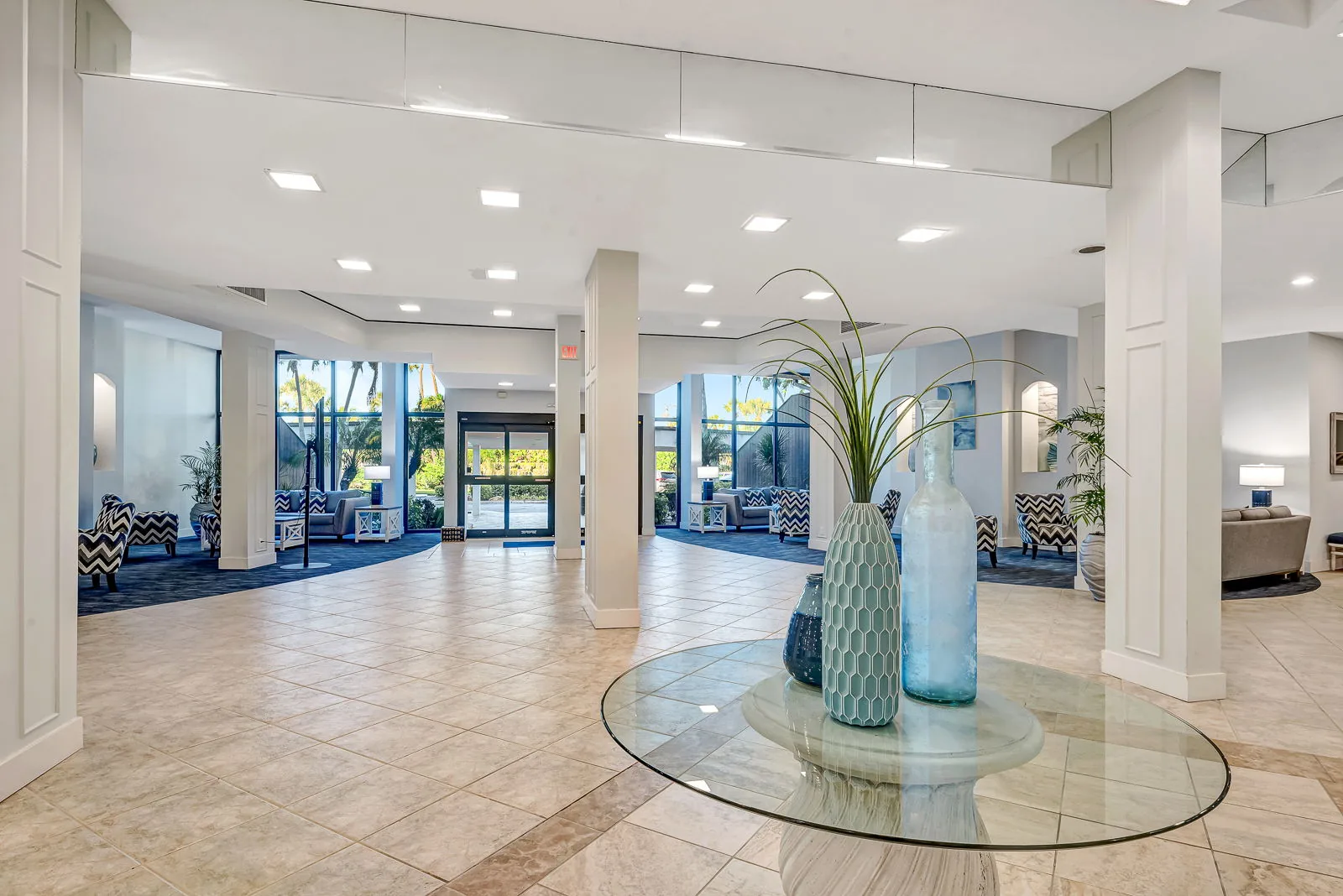 Harbor Towers – Bayfront Luxury with Pool & Tennis