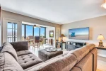 Harbor Towers – Bayfront Luxury with Pool & Tennis