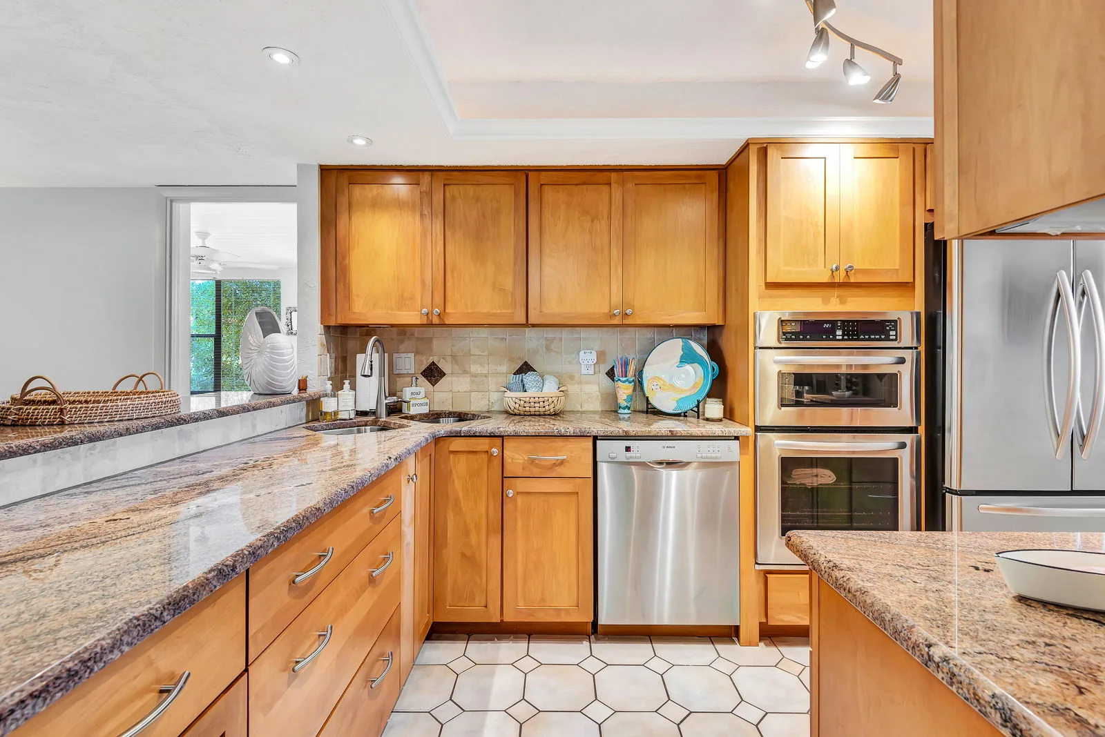 Island Reef – Gulf Views, Pool & Luxury Stay