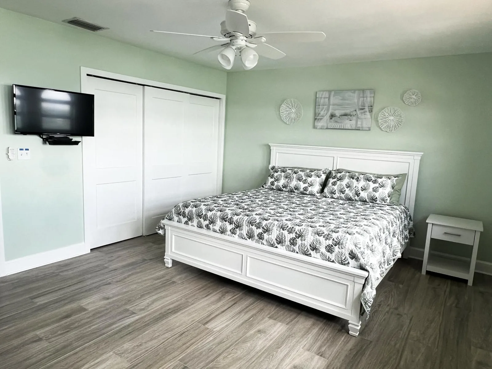 El Galeon 3BR – Bay Views, Beach, Boat Dock