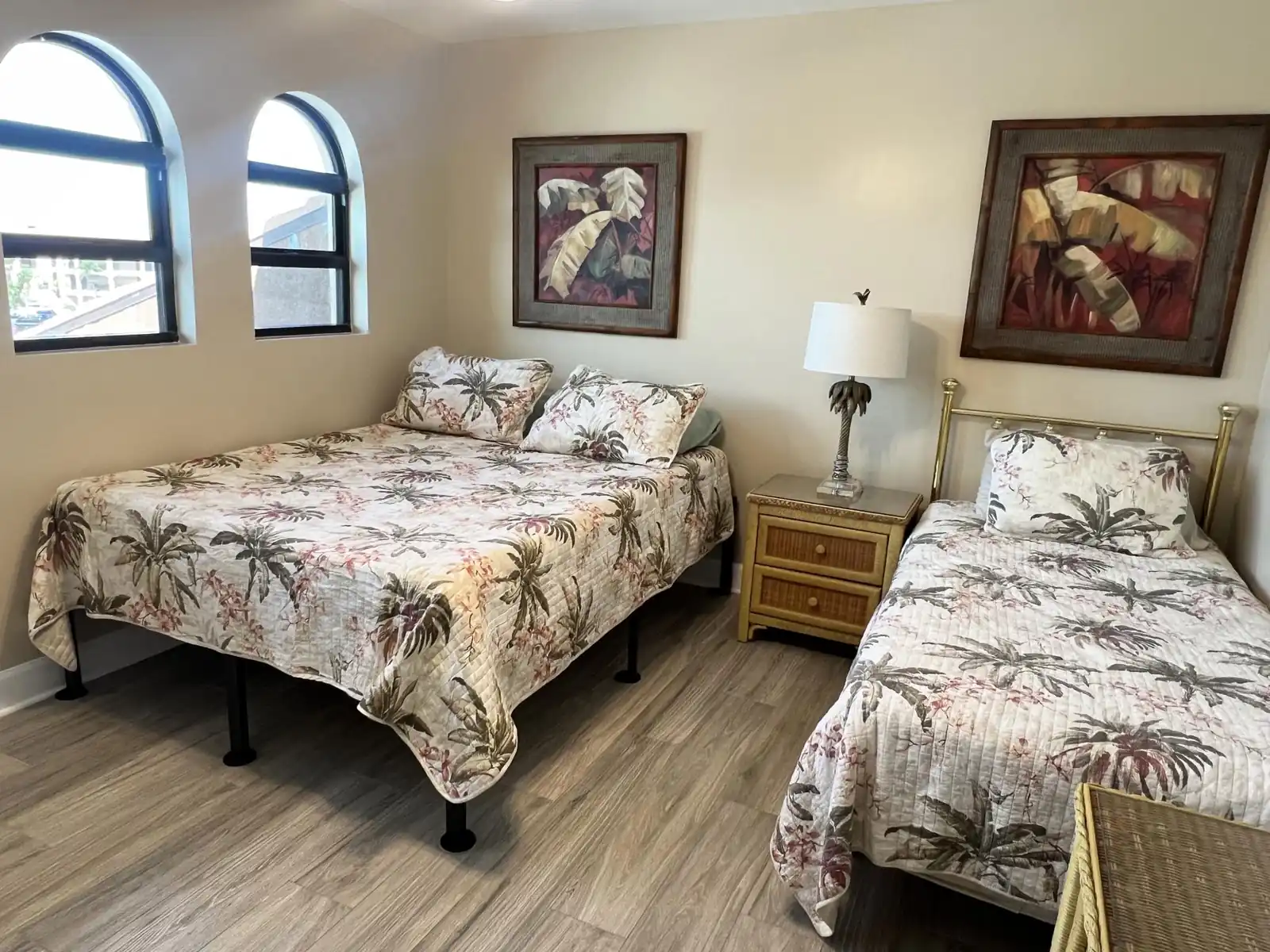 El Galeon 3BR – Bay Views, Beach, Boat Dock