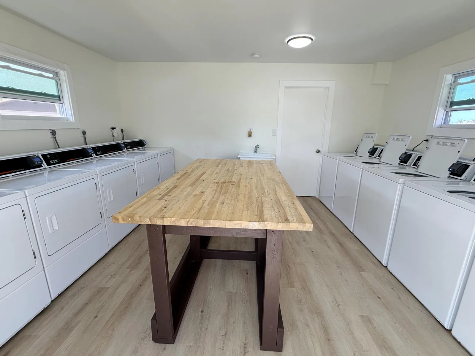 El Galeon 3BR – Bay Views, Beach, Boat Dock