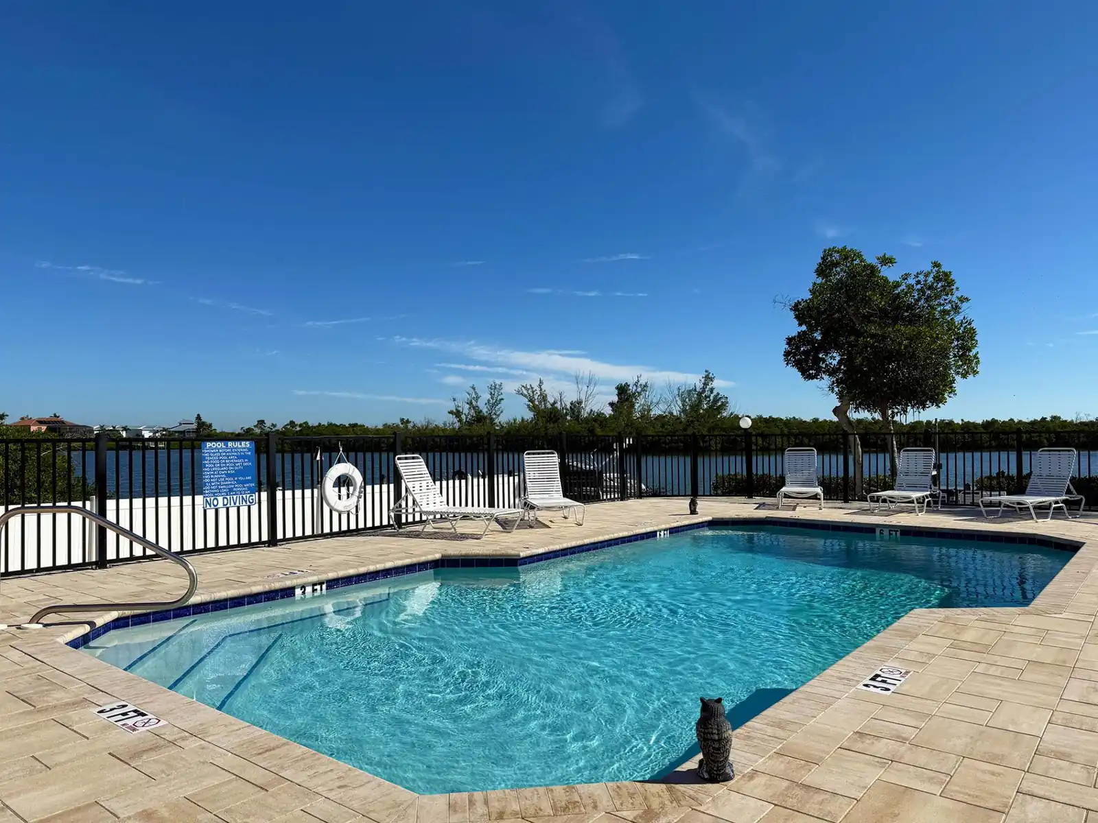 Sea Oats by the Bay – Pool, Beach & Boat Slips