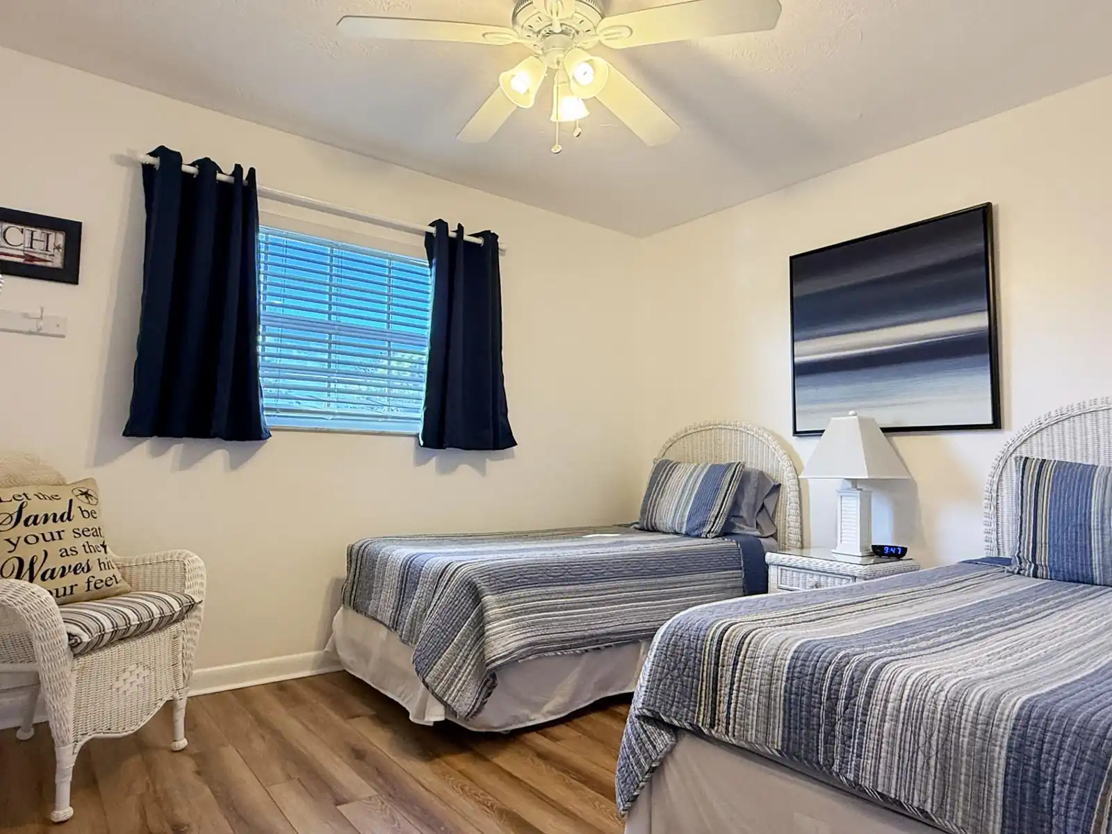 Palm Manor – Coastal Living with Pool & Clubhouse