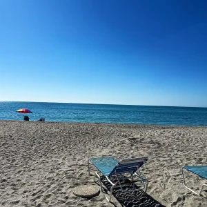 Sunburst Gulf-Side 2BR – Pool, Dock & Beach