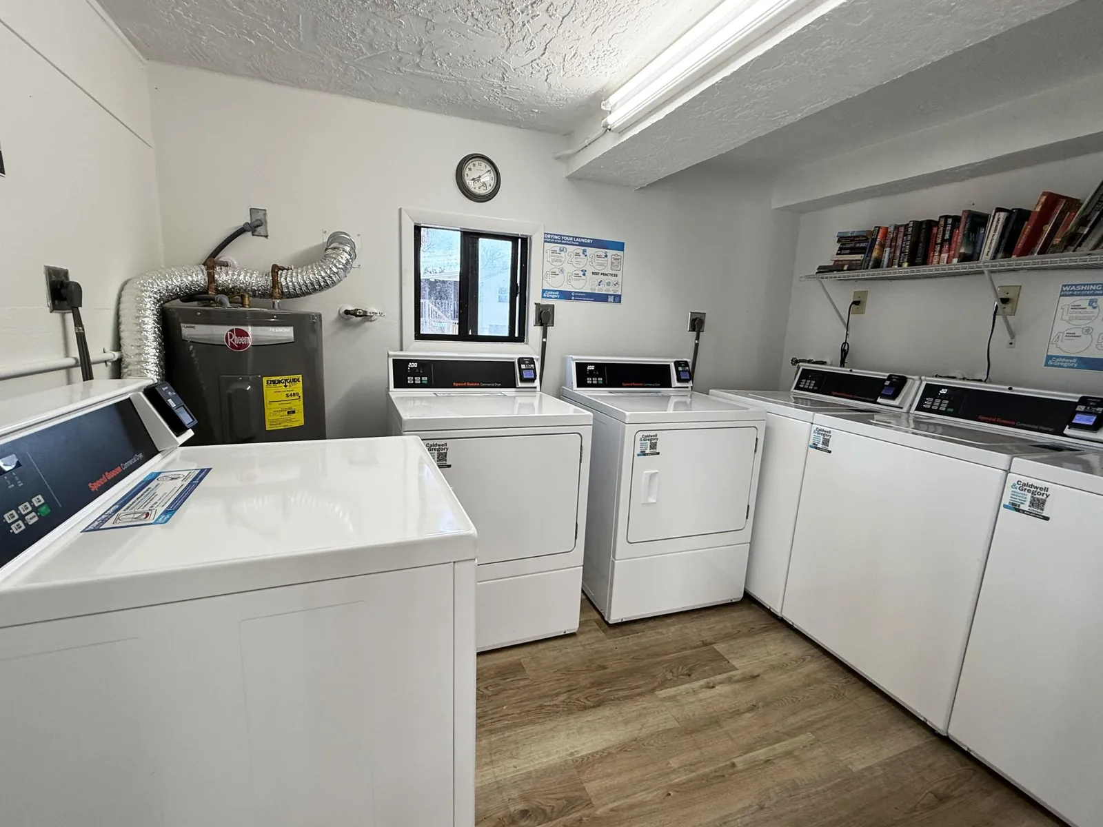 Sunburst Gulf-Side 2BR – Pool, Dock & Beach
