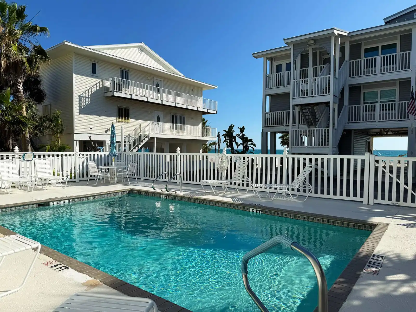 Gulfsands 3BR – Steps to Sand, Gulf Views & Pool
