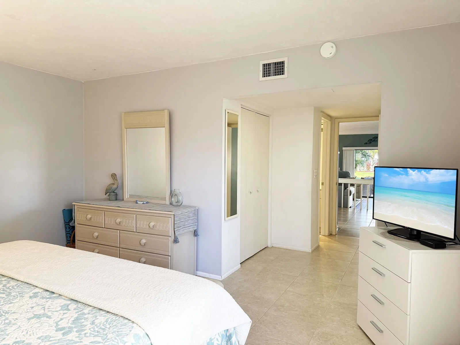 Tamarind 2BR – Pool, Boat Slips & Beach