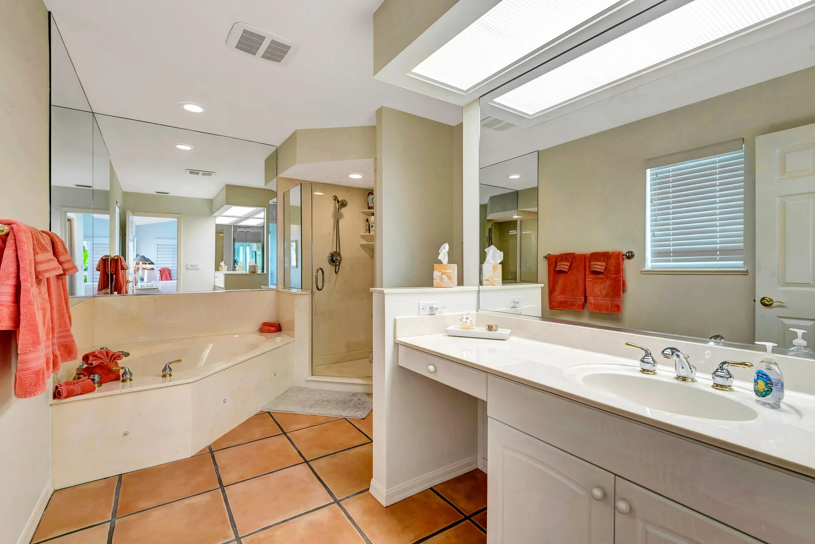 3BR Gulf-Front Luxury with Panoramic Views