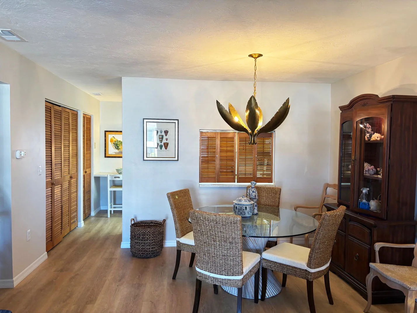 2BR Palm Manor – Pool, Tennis & Clubhouse