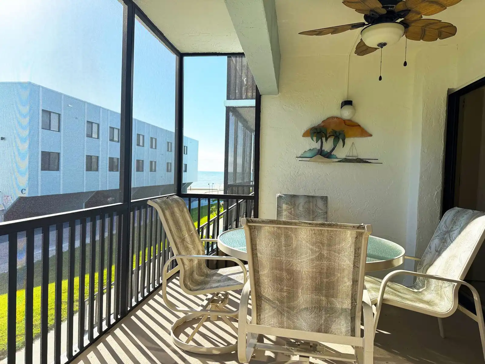 La Coquina 2BR – Beach, Pool & Sunsets