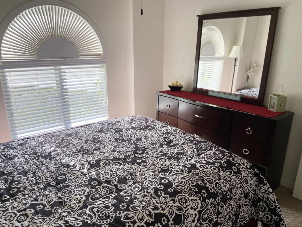 Peaceful Pool Escape – Close to Beach & Fun