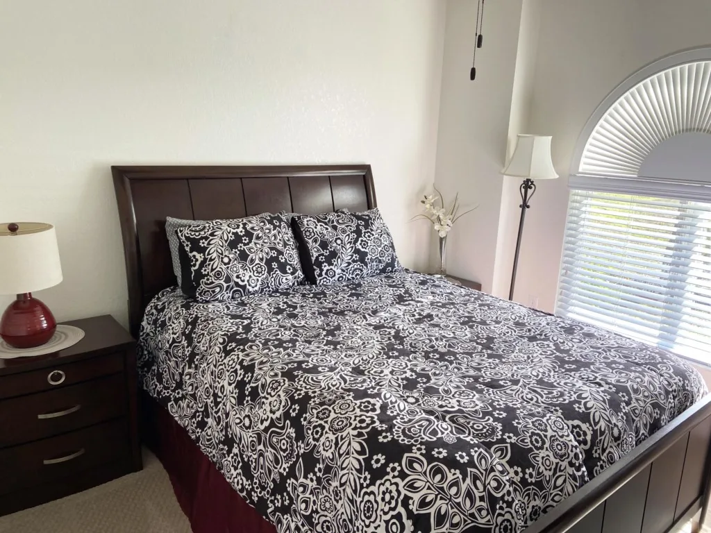Peaceful Pool Escape – Close to Beach & Fun