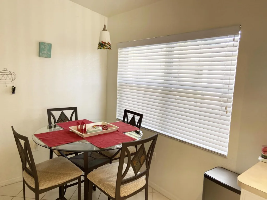 Peaceful Pool Escape – Close to Beach & Fun