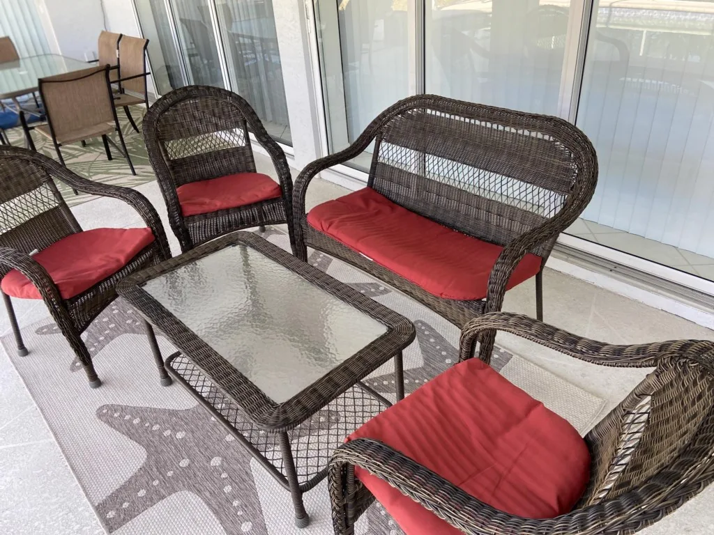 Peaceful Pool Escape – Close to Beach & Fun