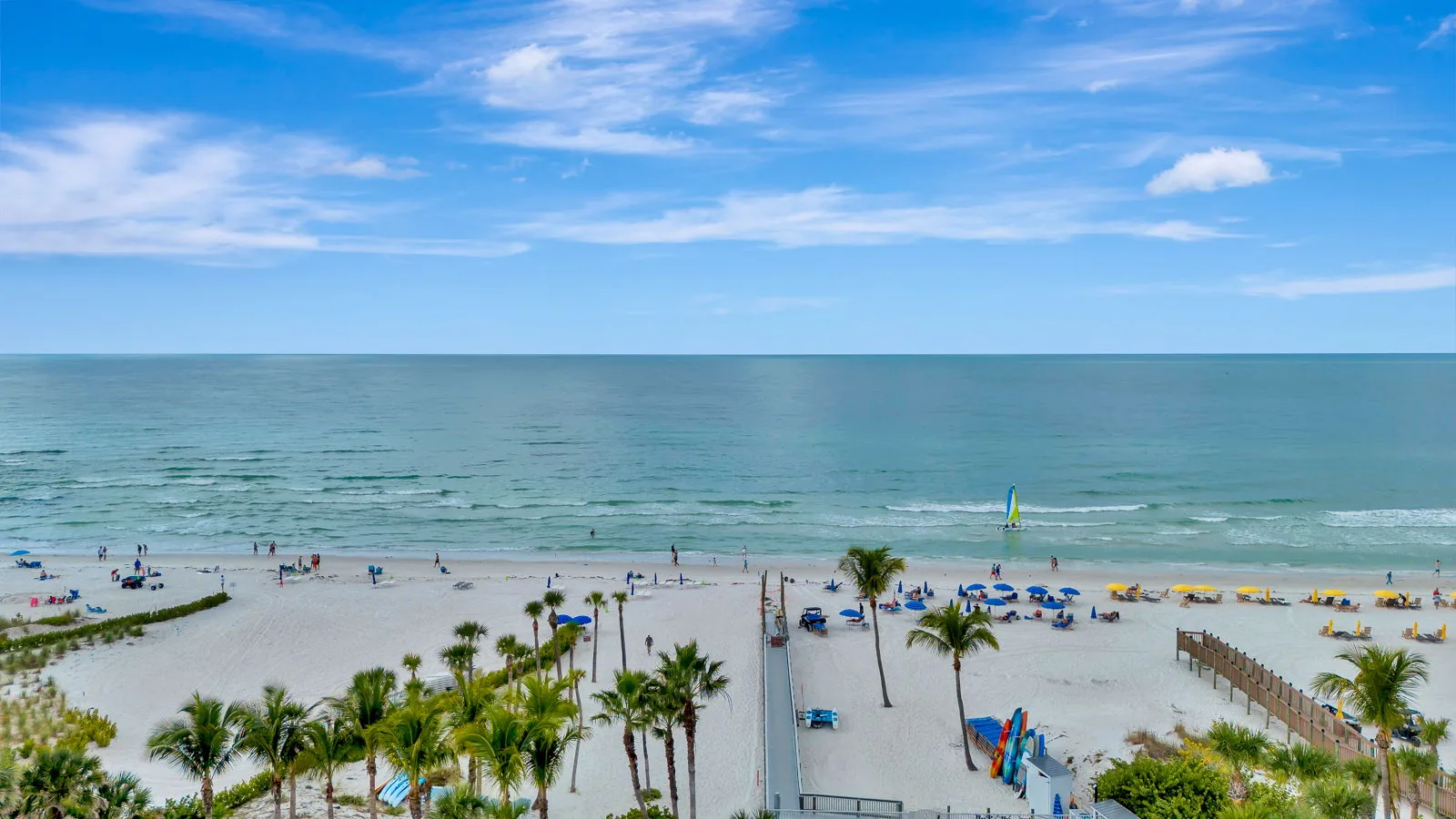 2BR Beach Club – Beach, Heated Pool & Hot Tub
