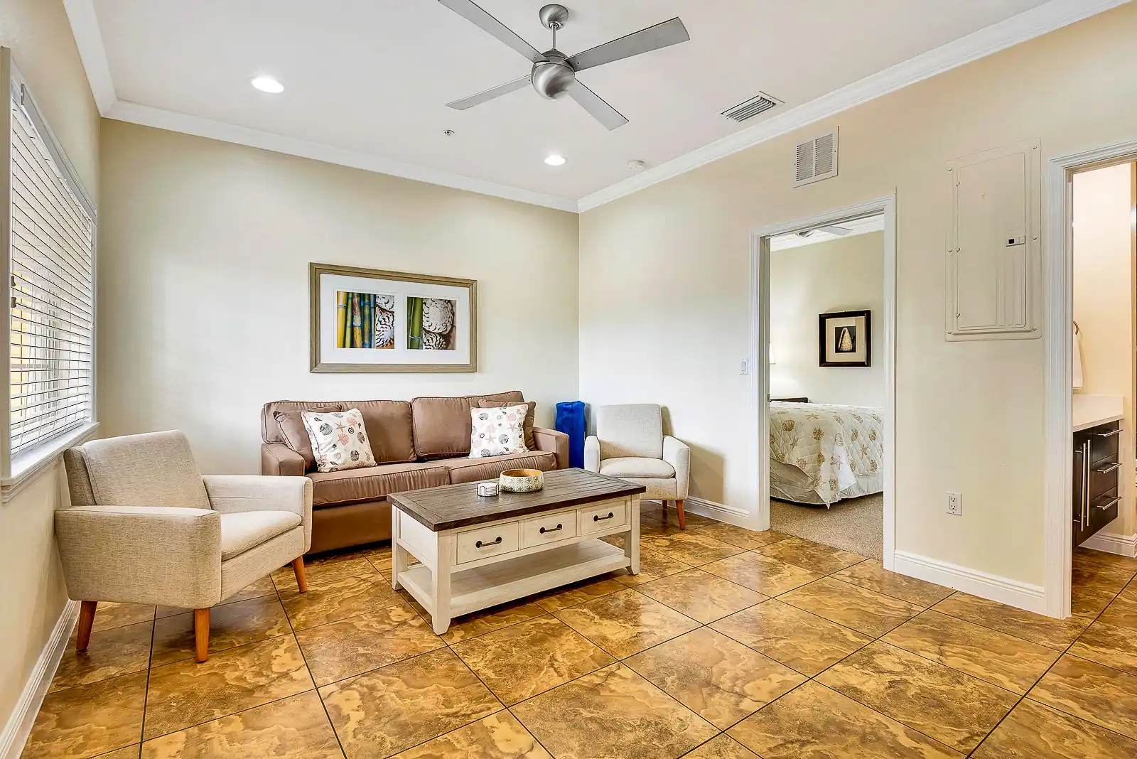 2BR Beach Club – Beach, Heated Pool & Hot Tub